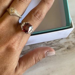 🪞 faceted garnet stone sterling silver 925 ring